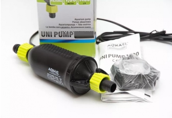 AQUAEL UNI PUMP  700. Универсальная помпа 9.5w, 700л/ч. h = 1,45м, d=12/16.