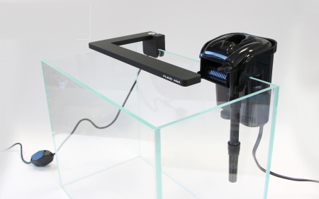 AQUAEL VERSAMAX 2. Навесной биофильтр 7,2w, 800л/ч, на 40-200л.